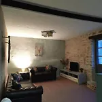 Les Ecuries Nyaraló